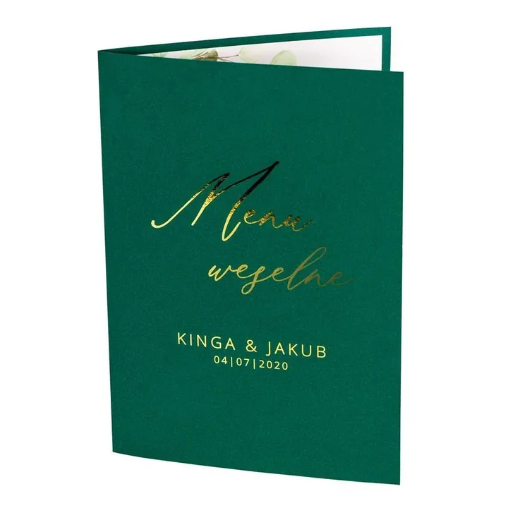 Zieleń i motyw eukaliptusa doskonale pasują do ceremonii plenerowych