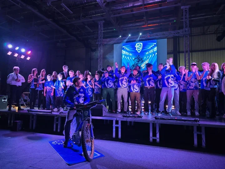 Śląsk wraca na tor po 24 latach – Adrian Gała nowym kapitanem drużyny