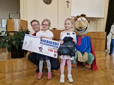 Świętochłowickie szkoły i przedszkola zebrały prawie 58 ton makulatury