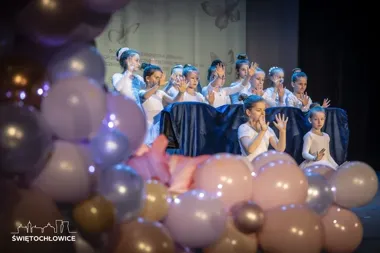 Świętochłowicki koncert poruszył salę i zebrał pomoc dla Helenki