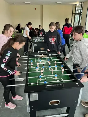 Małe ręce, wielkie emocje - Turniej Piłkarzyków Stołowych w OSiR "Skałka" przyciągnął tłum radości