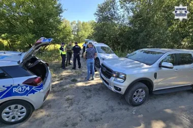 Dron spadł na nieużytki, potem doszło do wybuchu. Służby ćwiczyły