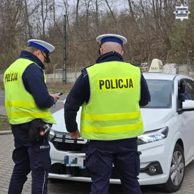 Taksówki pod lupą - policja sprawdziła licencje, trzeźwość i stan aut